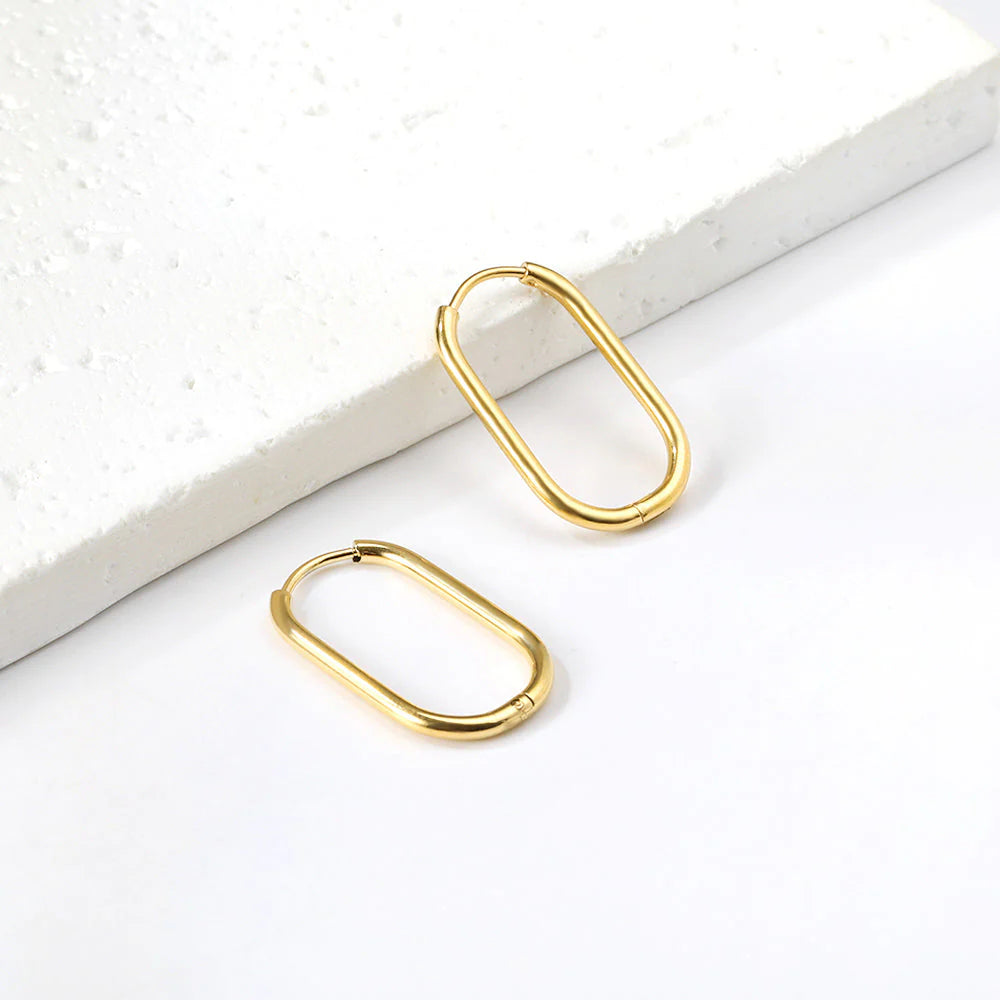 U-shape Minimalist Hoop earring