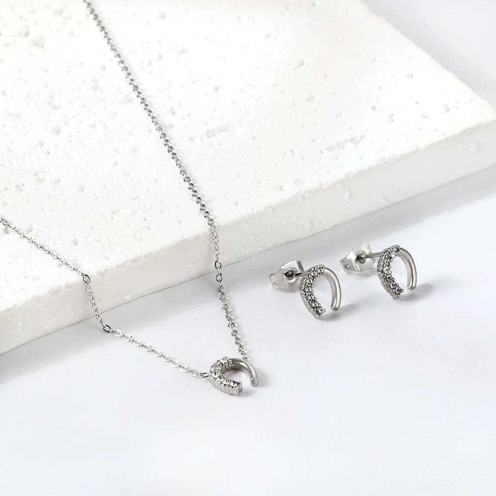 Horse shoe Necklace set