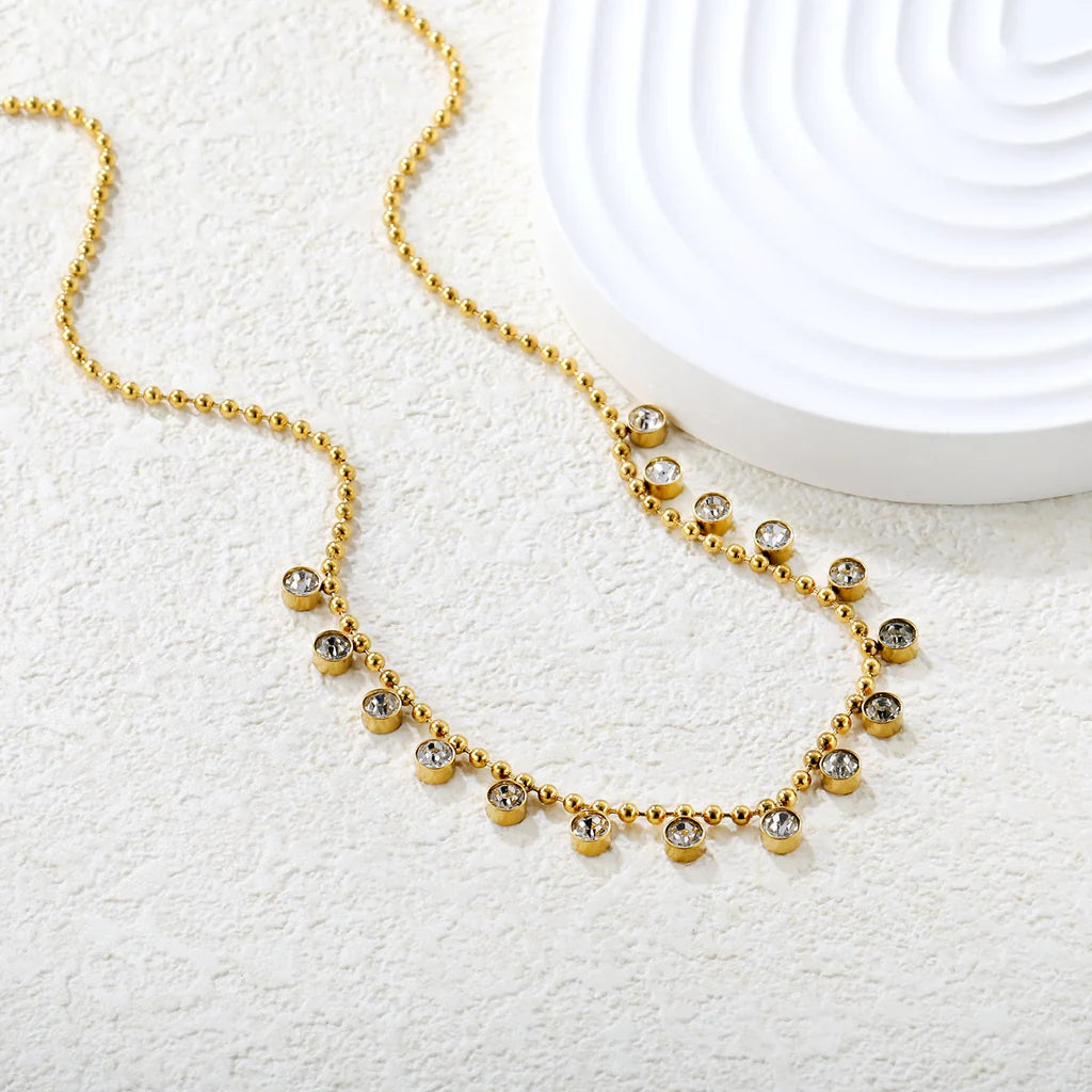 Light brust Necklace Choker