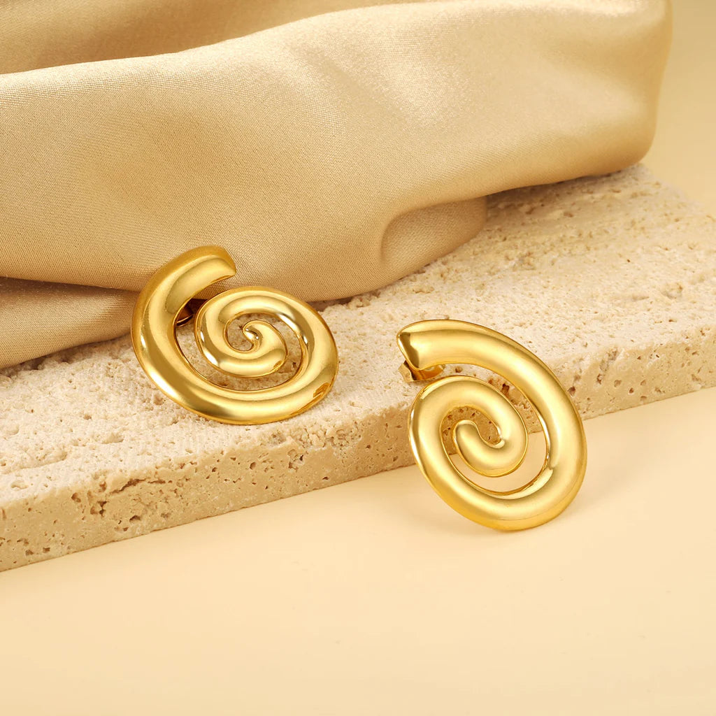 Spiral Bae Earring