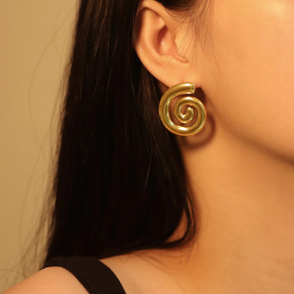 Spiral Bae Earring