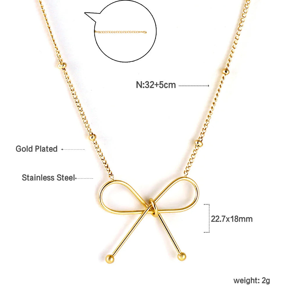 Curved Bow Necklace